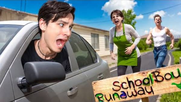 УГНАЛ МАШИНУ ЗЛОГО ПАПЫ!😱ПРОВЕРЯЮ ЛАЙФХАКИ ПРИКОЛЫ БАГИ В SCHOOLBOY RUNAWAYY!🤣 смотреть онлайн