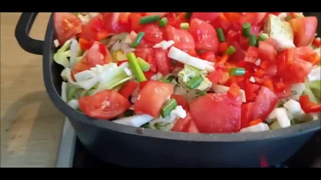 Готовлю у дочери обед!Спагетти и много овощей!Быстро и Вкусно! Домашняя еда Кухня Рецепты смотреть онлайн