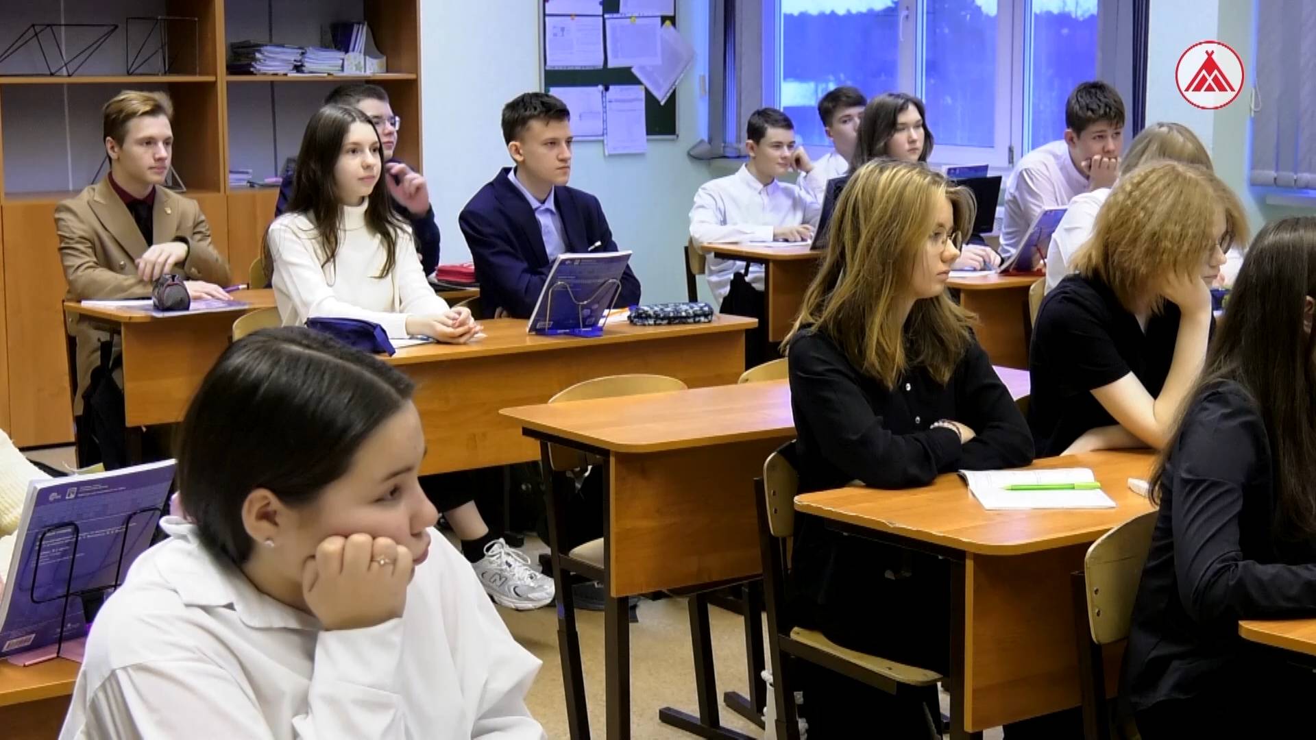 Буллинг в школе. Откуда берётся и что делать? смотреть онлайн