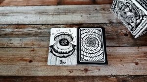 Самая тёмная колода - ТАРО СИМФОНИЯ УЖАСОВ. Обзор Графического таро KURKURAMA.