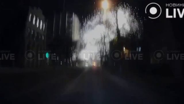 Момент прилёта в Харькове по отелю с нацистами попал на видео смотреть онлайн