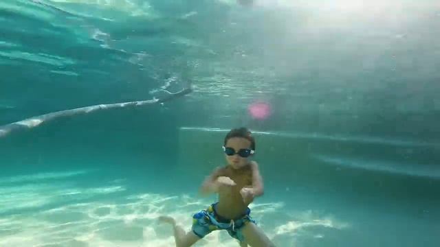 Kids Swimming Summer 2014 смотреть онлайн