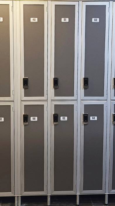 Раздевалки санатория «Красная Пахра» оборудованы новыми шкафами и скамейками «АкваЛокер» смотреть онлайн