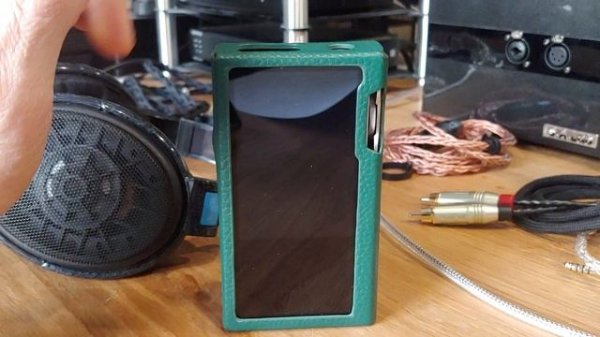 Плеер Luxury & Precision P6Pro Grey Obsidian - как звучит?