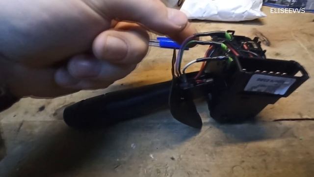 рено дастер ремонт левого подрулевого переключателя смотреть онлайн