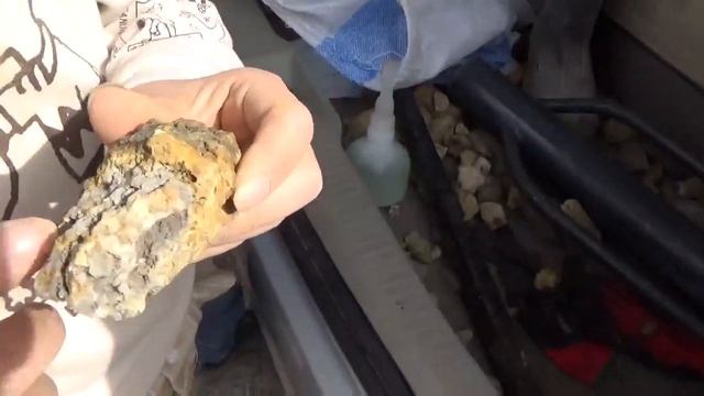 お宝ゲットしてきた。野州鉱山 смотреть онлайн