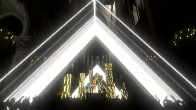 Oxygene 4 - Live In The Virtual Notre Dame By Jean Michel Jarre