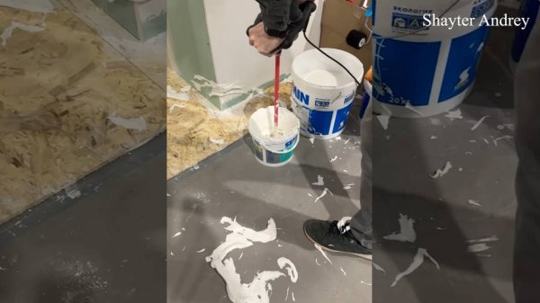 Это больше не повторится! Делаем устройство для удержания ведра!