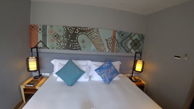 Manathai Khao Lak 5*, супер отель на 1й линии! смотреть онлайн