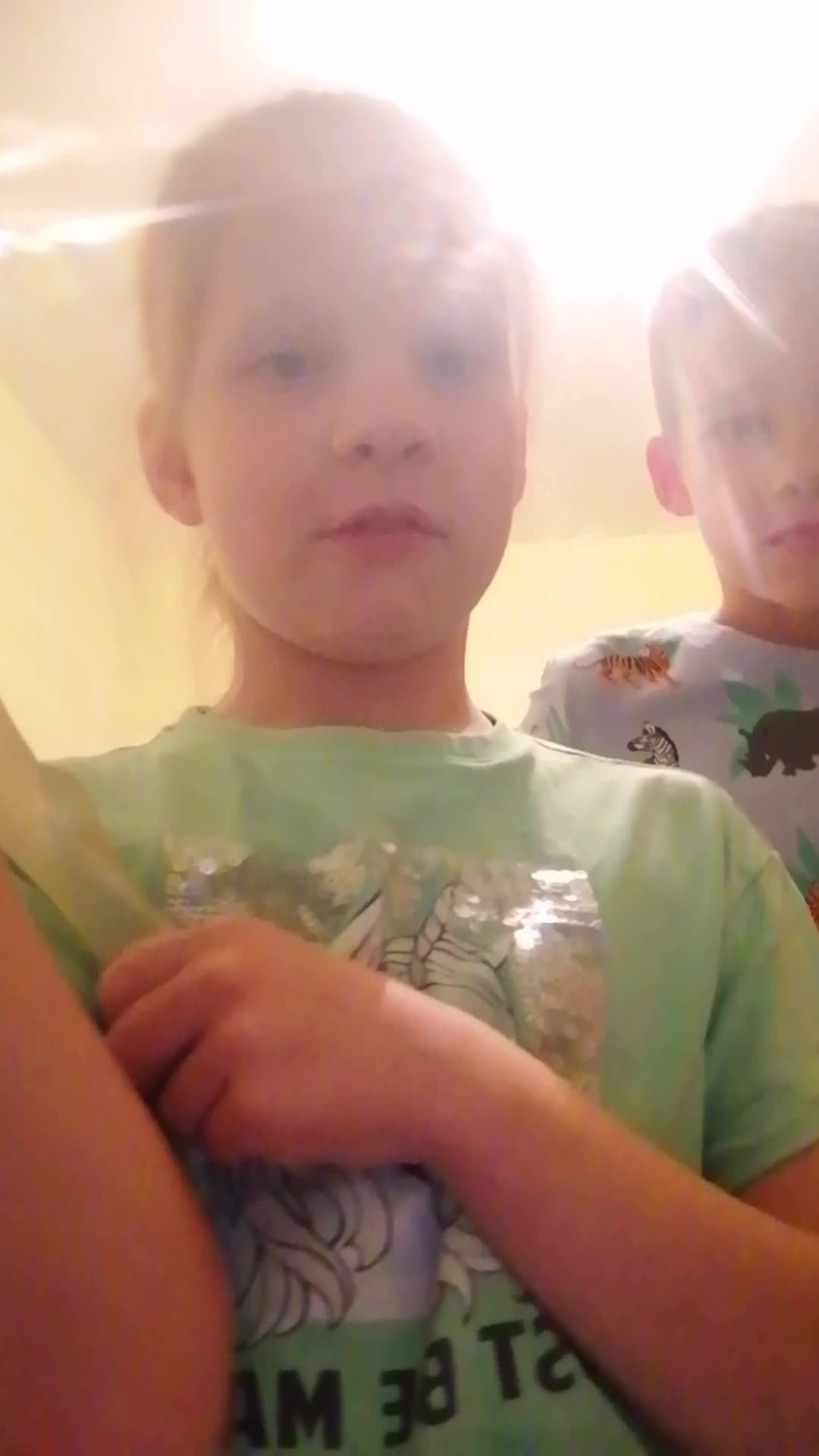 играем в разные игры, чееек! смотреть онлайн