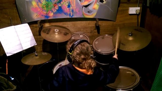 ROCKSCHOOL GRADE 2 DRUMS 'CUBA MAMA' PLAYED BY RUNE HAUSMANN AGED 9 смотреть онлайн