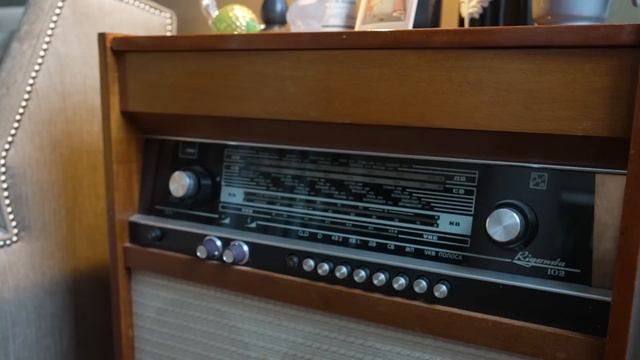 Сталинка с колоннами в соцгороде