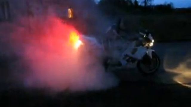 Yamaha TZR 125 ccm 1997 22 kw burnout смотреть онлайн