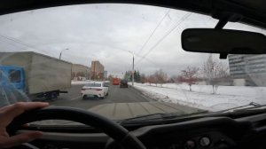 Работаю курьером на УАЗ Хантер.