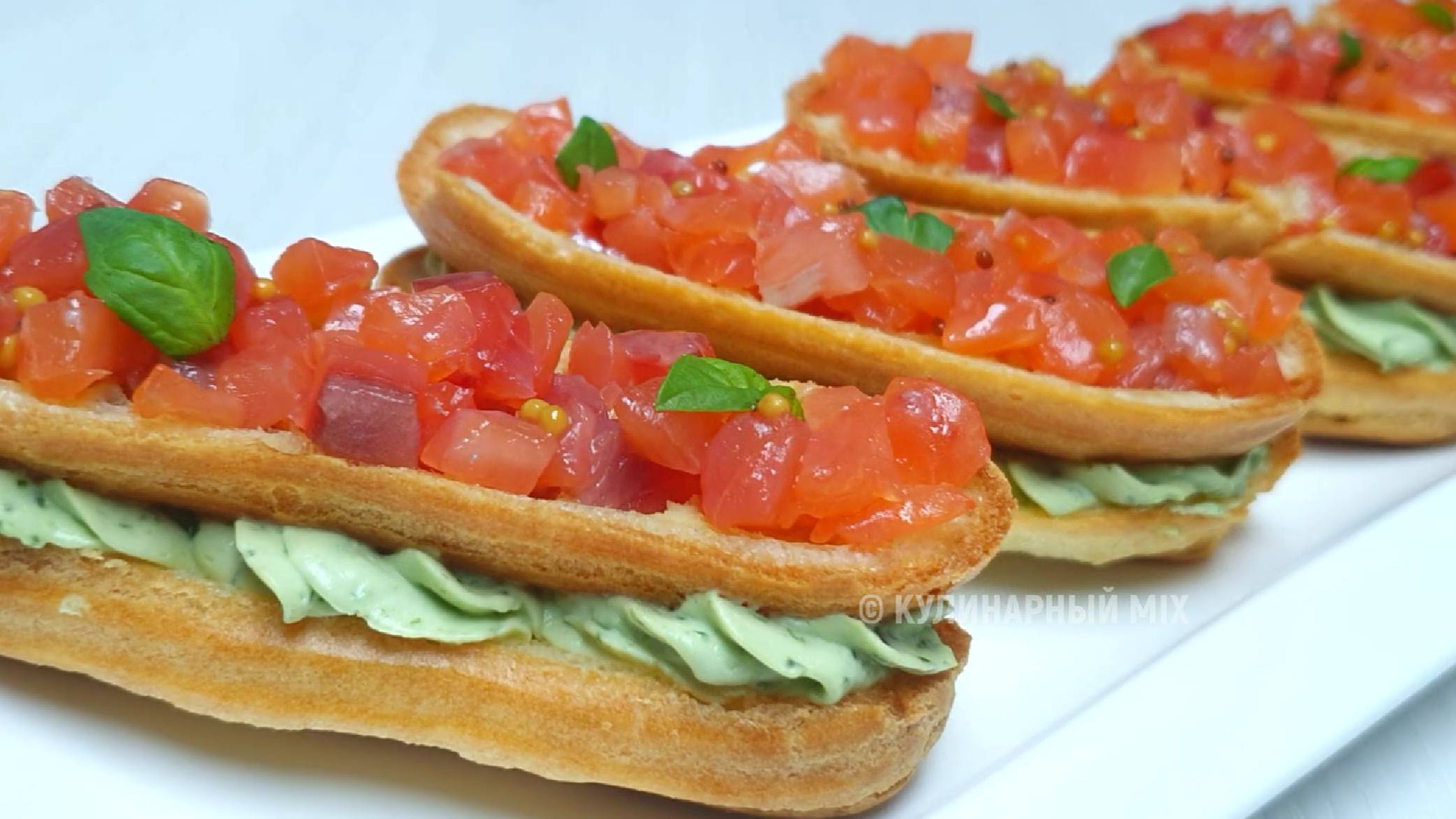 Эклеры с красной рыбой - рецепт закуски на Новый Год смотреть онлайн