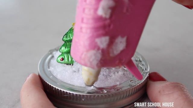 Mason Jar Lid Snow Globe смотреть онлайн