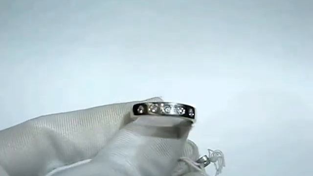 Серебряное кольцо обручальное 925 пробы с фианитом, 2200000339904 смотреть онлайн