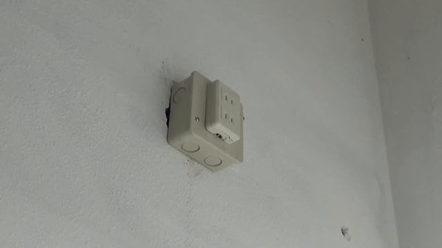 古い非常灯をLED灯に交換してみた【こっちちゃんねる】 смотреть онлайн