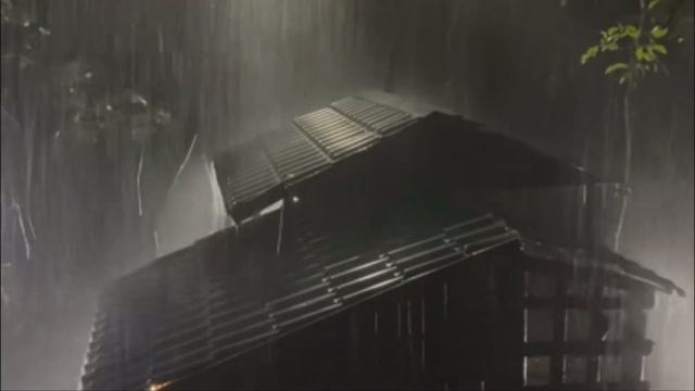 Heavy Rain At Night For Sleep, Meditation, & Relaxation смотреть онлайн