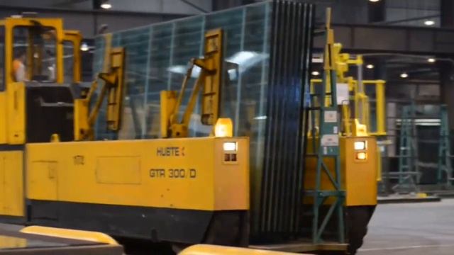 На производстве партнёра Pilkington Glass смотреть онлайн