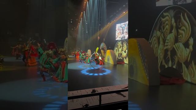 Яркое семейное шоу «Богатыри» в Лужниках смотреть онлайн