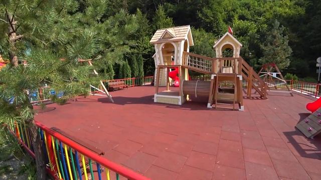 Azimut Freestyle Роза Хутор, Крутой отель за копейки! смотреть онлайн