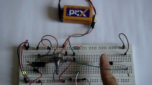 Infrared sensor with comparator смотреть онлайн