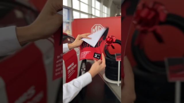 Выгода до 600 000 р, три ТО и резина в подарок 🎁
Подробности в отделе продаж. Т.: +7 (4812) 619 222 смотреть онлайн