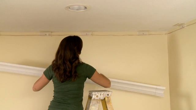 Pro-Fit Crown Moulding Instructional Video feat. Lisa Margaroli смотреть онлайн