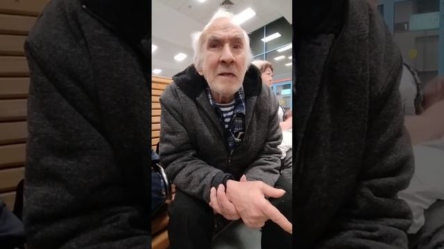 Бездомный россиянин ищет дочь, которая живёт в Киеве смотреть онлайн