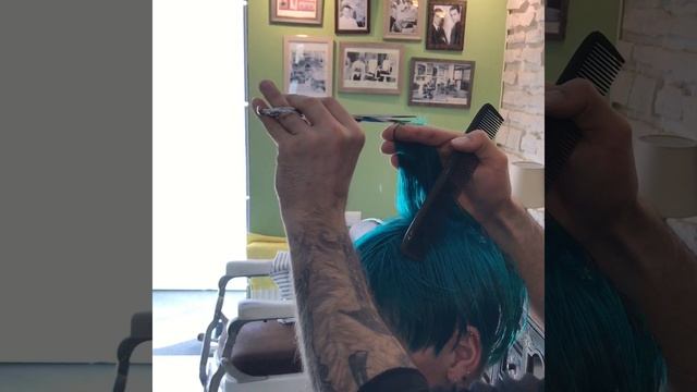 Short haircut Hairdare Color смотреть онлайн