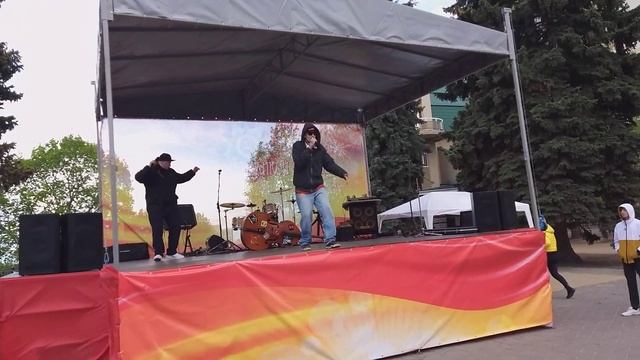CrazyDen - Манит магнитом (9мая, Воронеж) смотреть онлайн
