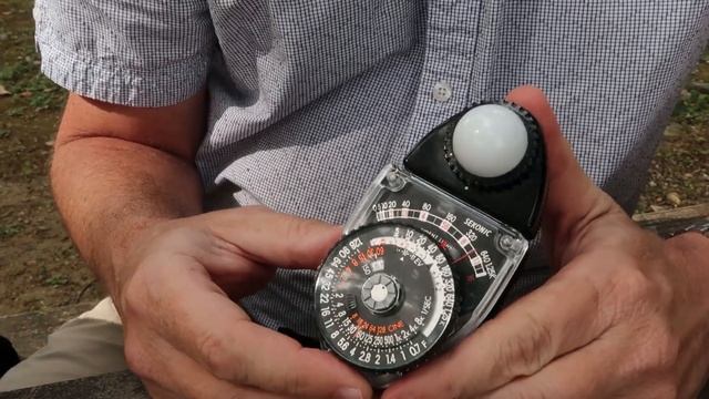 Handheld light meters, Why you need one, and How to use it смотреть онлайн