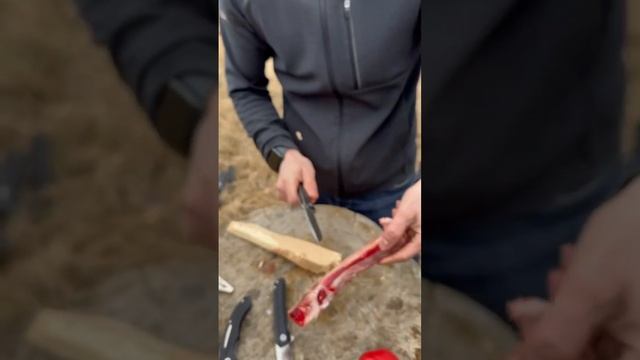 Тест на одни из лучших складных ножей Cталь D-2 Замковая система liner-lock. Тел ватсап +7988788809 смотреть онлайн