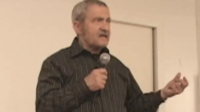 Michael Parenti on "God and His Demons" at the Brecht Forum смотреть онлайн