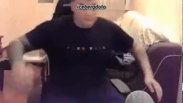 8 MINUTES OF GAMER RAGE 137 COMPILATION TWITCH смотреть онлайн