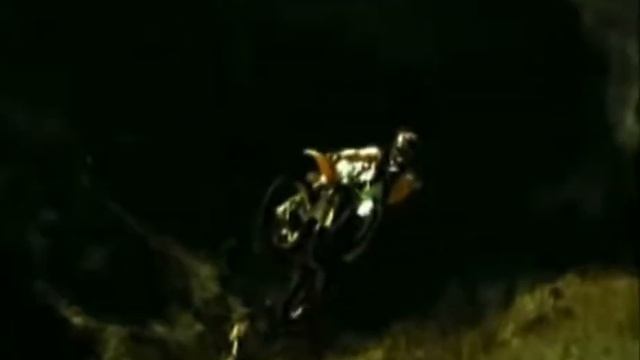Blue torch fmx 101 segment from the yard. смотреть онлайн
