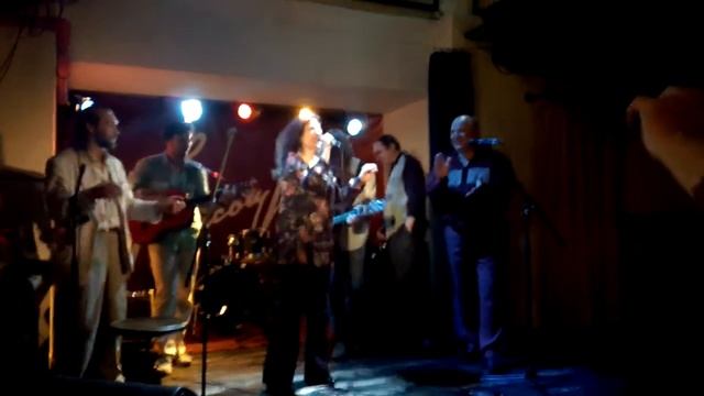 Группа "Тандем" и Маричель Родес Ногера в клубе "Высоцкий" в День памяти В. Высоцкого смотреть онлайн