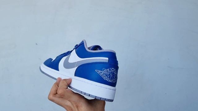 AIR JORDAN 1 LOW TRUE BLUE | UNBOXING & DETAILED REVIEW смотреть онлайн
