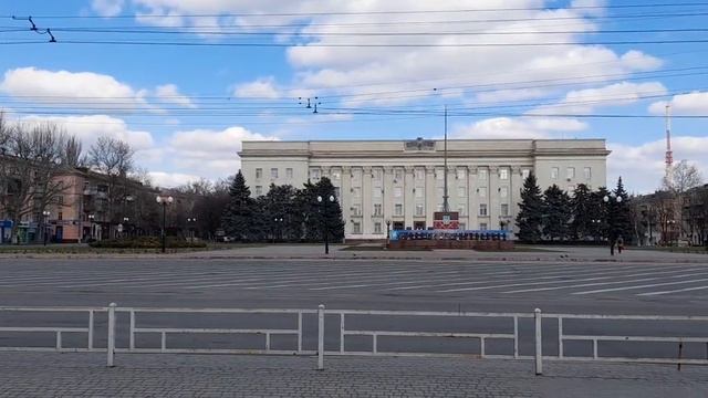 Херсон. Площадь Свободы. 04.04.22 смотреть онлайн