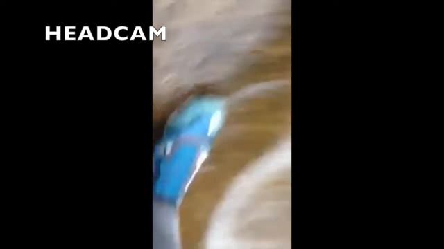 Don't wear trainers while hiking. смотреть онлайн