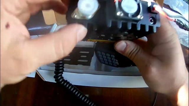Распаковка и краткий обзор радиостанции с Aliexpress QYT KT8900 смотреть онлайн