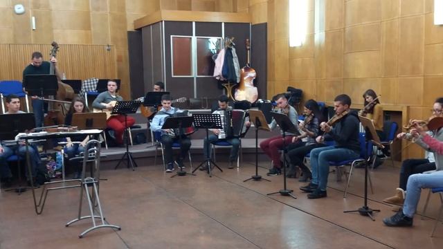 Uobicajena radna atmosfera u muzickom studiju 6 RTS-a смотреть онлайн