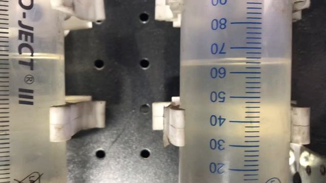 часть 2 Фольксваген Бора 1.8Т проверка форсунок на стенде смотреть онлайн