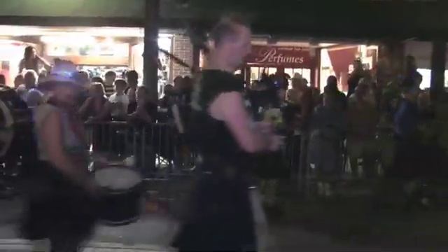 Night parade hits the streets at Fantasy Fest смотреть онлайн