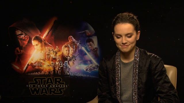 Daisy Ridley talks Star Wars and staring at people on public transport! смотреть онлайн