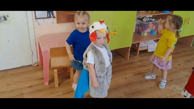 Петух и краски (2,5 года) смотреть онлайн