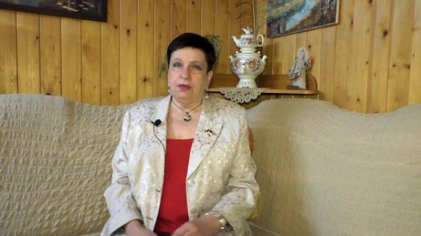 "Ленин-с-грибами", "БабУАЗа", "Грибоведьма" - этапы пути! Рассказ Елены Мекк о себе.