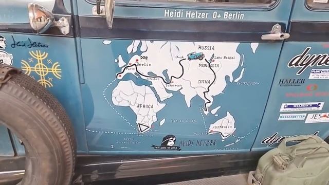 Салон-музей ретро-люкс автомобилей в Берлине. Classic Remise Berlin. Германия. смотреть онлайн