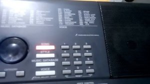 синтезатор Yamaha PSR E423